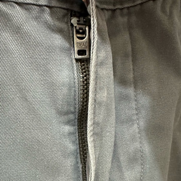 040 Dockers | Faded Green Gray Alpha Khaki Pants (EUC, Size 32x30) - Picture 10 of 15